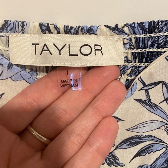 Taylor Blue & White Floral Maxi Dress – Sleeveless Sundress - Picture 2 of 5